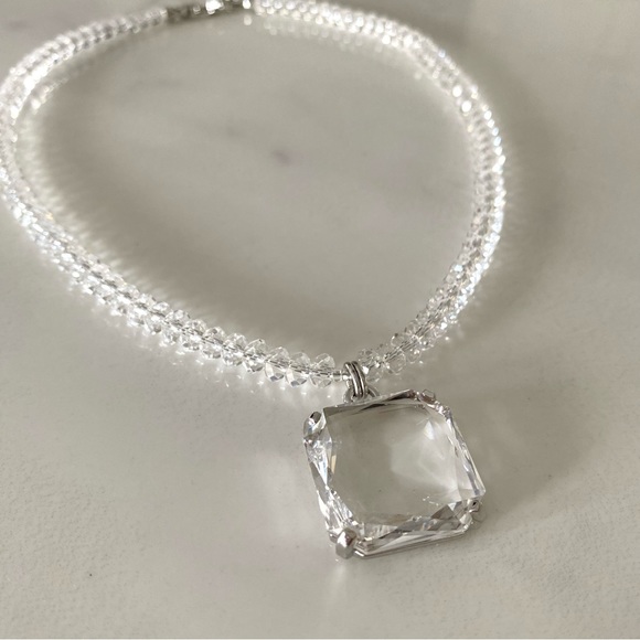 SWAROVSKI PENDANT NECKLACE - Picture 1 of 6